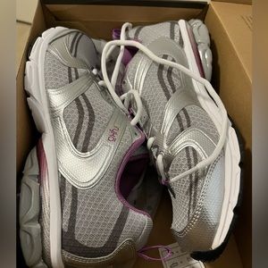 Ryka walking shoes